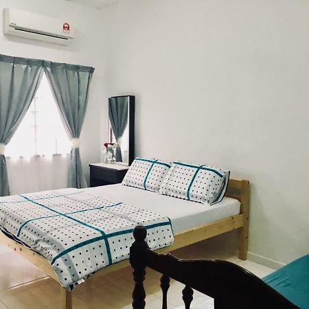 Malacca Bukit Katil Indah Homestay מראה חיצוני תמונה